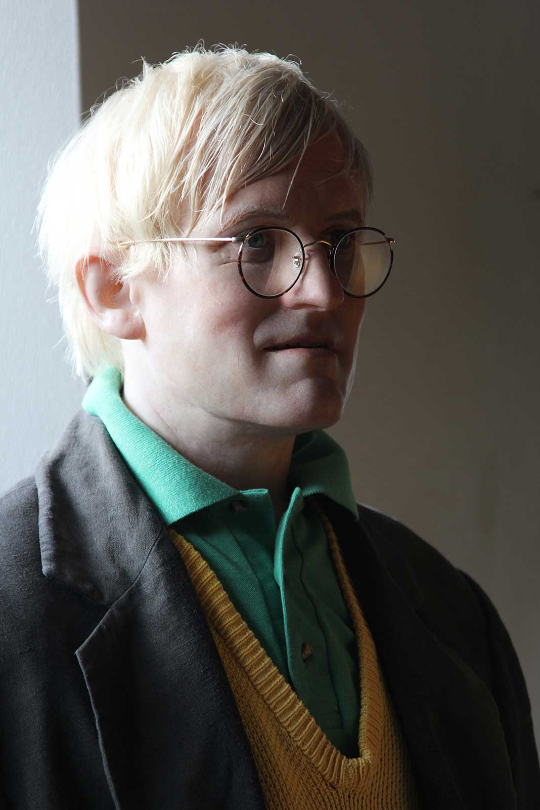 Sculpture of David Hockney by Karen Newman