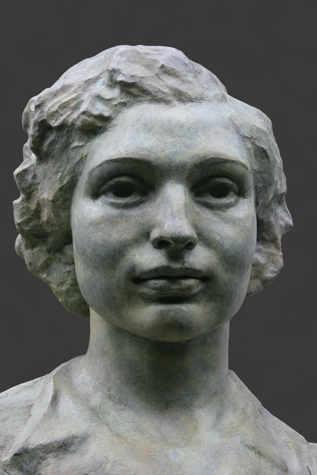 Sculpture of Noor Inayat Khan, GC, Croix de Guerre by Karen Newman